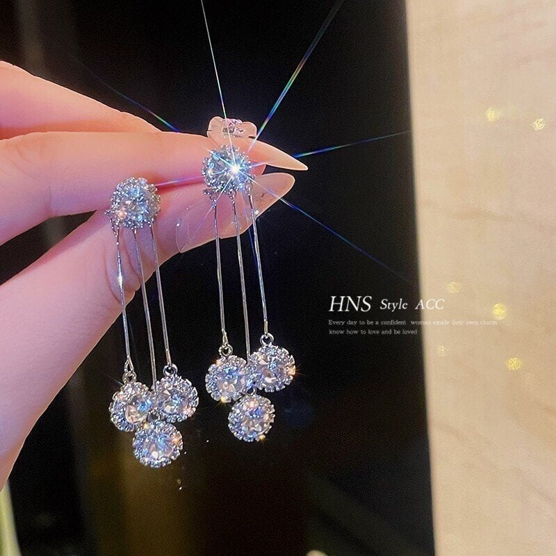 📢📢30% OFF !! ⏰✨Zircon Round Petal Earrings🎀