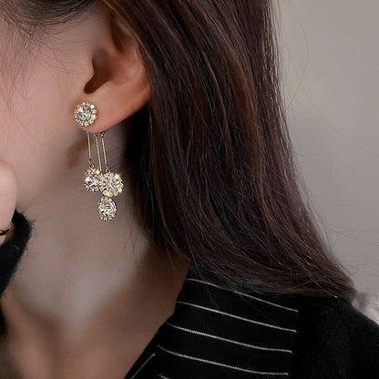 📢📢30% OFF !! ⏰✨Zircon Round Petal Earrings🎀