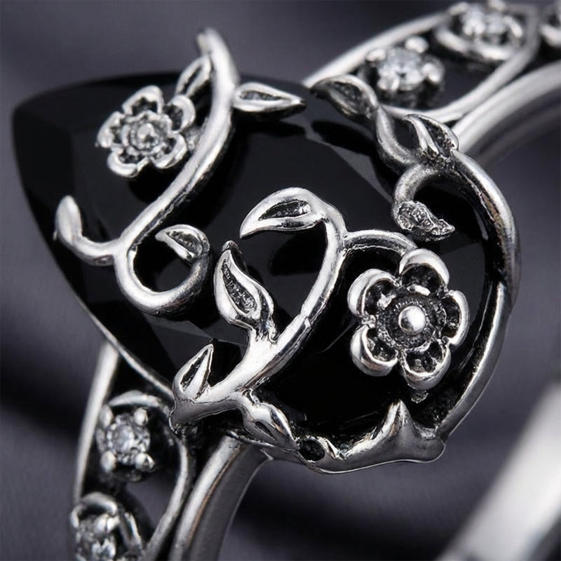 📢50% OFF !!⏰Bohemian Vintage Floral Vine Ring