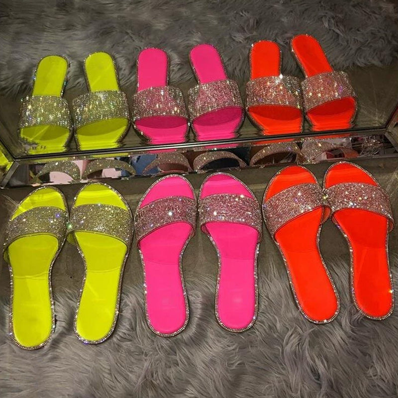 📢📢30% OFF !! ⏰ Women's Sparkling Rhinestone Flat Slide Sandals – Neon Colors, Cushioned Sole & Slip-On Style 💎