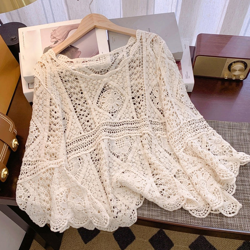 📢📢40% OFF !! ⏰Women's Vintage-Inspired Lace Cover-Up Blouse